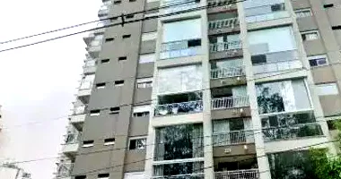 Apartamento Duplex em Leilão com 4 Quartos e 4 Vagas