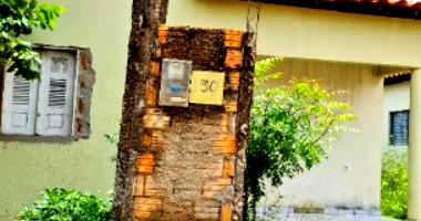 Casa residencial com 1 quarto, 1 banheiro, ocupada, área construída de 61.87m²