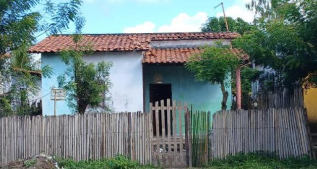 Casa residencial com 2 quartos, ocupada, em Monção/MA