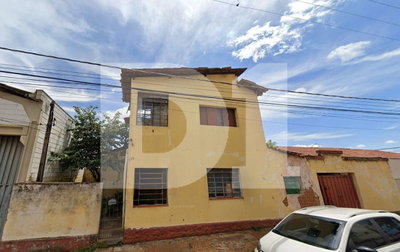 Casa com 2 quartos, 163m² de área construída, ocupada