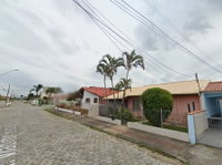 Terreno com Residência e Edícula em Florianópolis