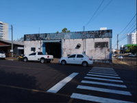 Imóvel com 2 quartos, 1 banheiro e 233,60m² de área construída