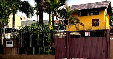 Casa com 163m² de área construída em Porto Alegre/RS