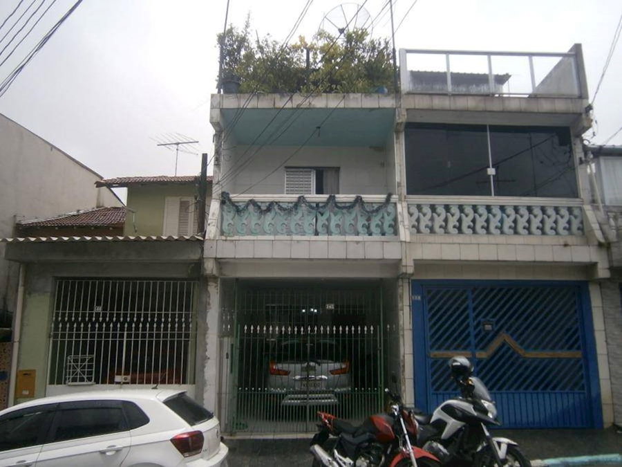 Casa com 3 dormitórios, 1 banheiro e 159 m² de área construída, ocupada