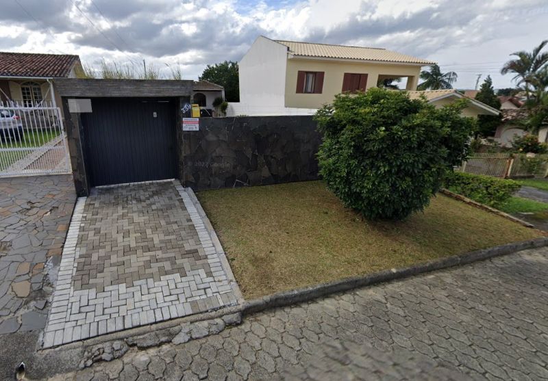 Casa em Criciúma com 3 Quartos e 2 Banheiros