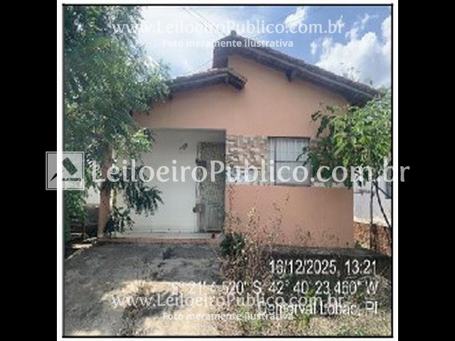 Casa com 2 Quartos e Varanda em Demerval Lobão