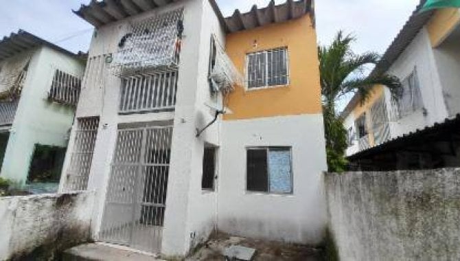 Casa em Condomínio com 2 quartos, 1 banheiro e 1 vaga de garagem