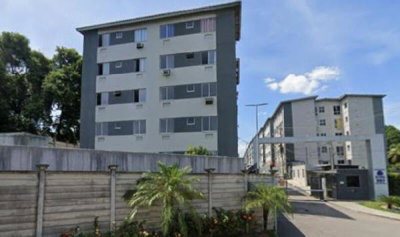 Apartamento com 2 Quartos e Vaga de Garagem em Condomínio
