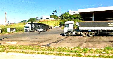 Parte Ideal de 5% de Terreno com Galpões