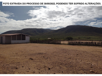 Chácara com 6 Hectares, Casa, Tanque e Pastagens