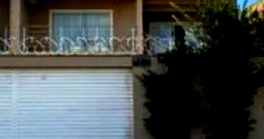 Casa 2 quartos, 2 banheiros, 313m² terreno, 247m² construída, ocupada