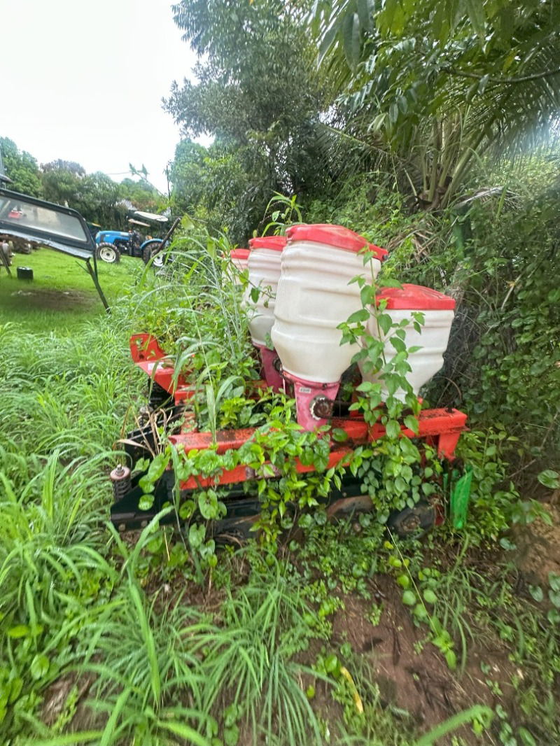 Plantadeira Kohler 4 Linhas - Ideal para Agricultura
