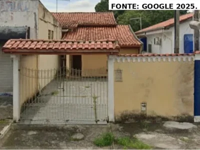 Casa com 254m² em terreno de 500m²