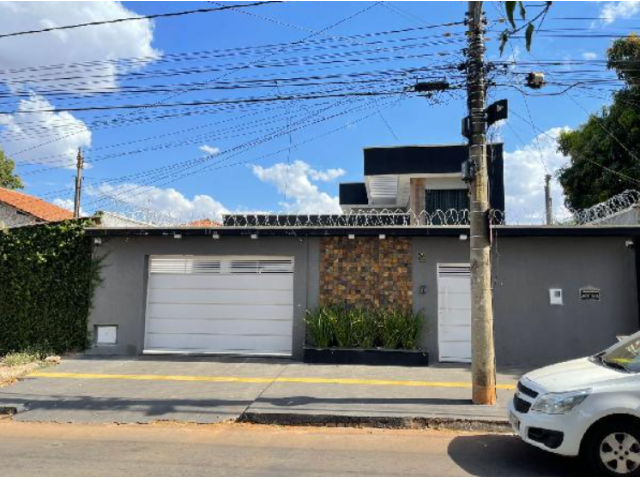 Casa com 3 quartos em Goiânia/GO