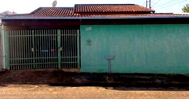 Casa com 3 Quartos em Guarantã/SP