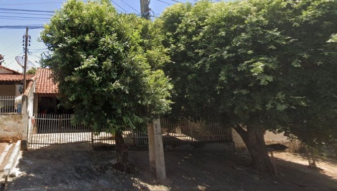 Casa com 2 quartos e 2 banheiros, 138 m², ocupada
