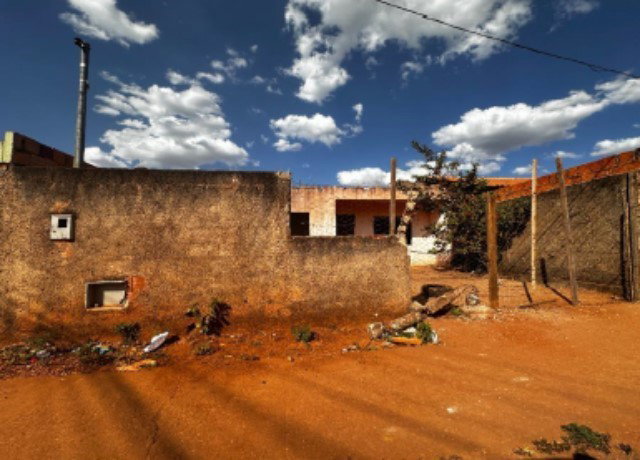 Casa residencial em Santo Antônio do Descoberto (GO) com lance mínimo de R$ 1.000,00