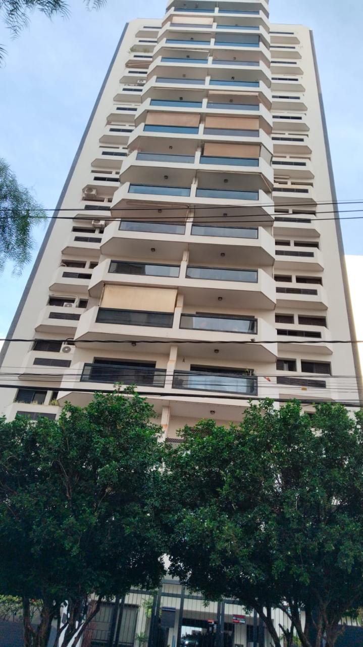 Apartamento 131 com 107,74m² e vaga de garagem