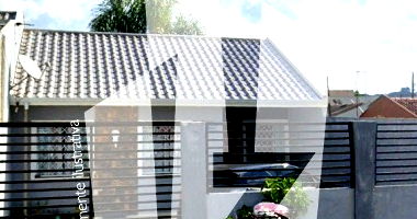 Casa com 2 quartos, 1 banheiro, 1 vaga e 55m² construída