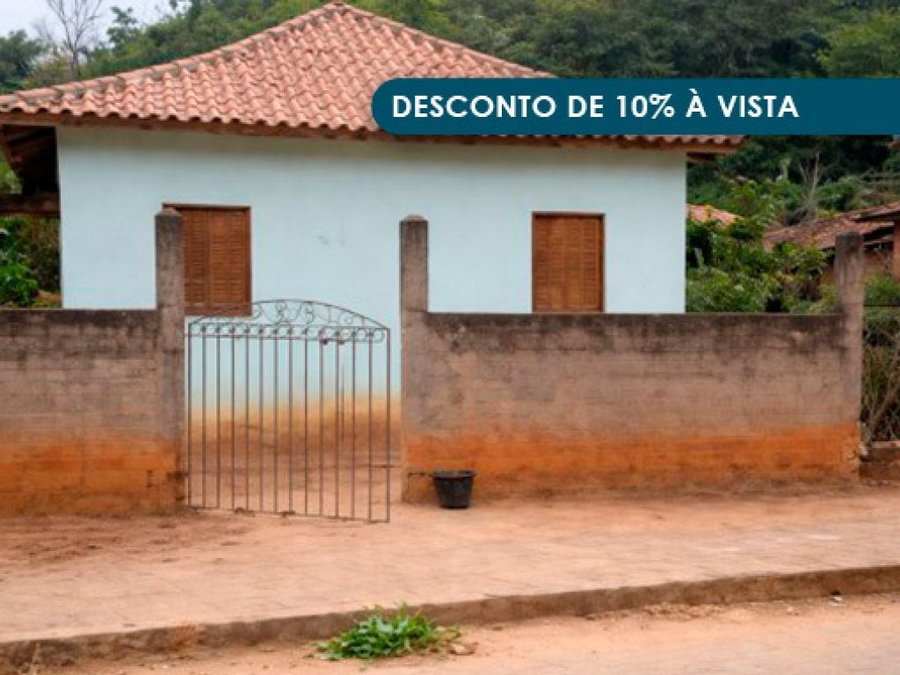 Casa em Terreno de 300 m² - Mutum - MG