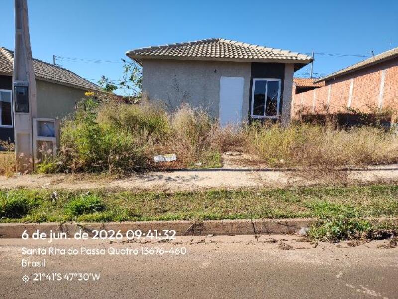 Casa com 2 Quartos e 1 Banheiro em Santa Rita do Passa Quatro