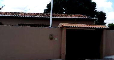 Casa 130m² com 3 quartos e 1 banheiro, desocupada