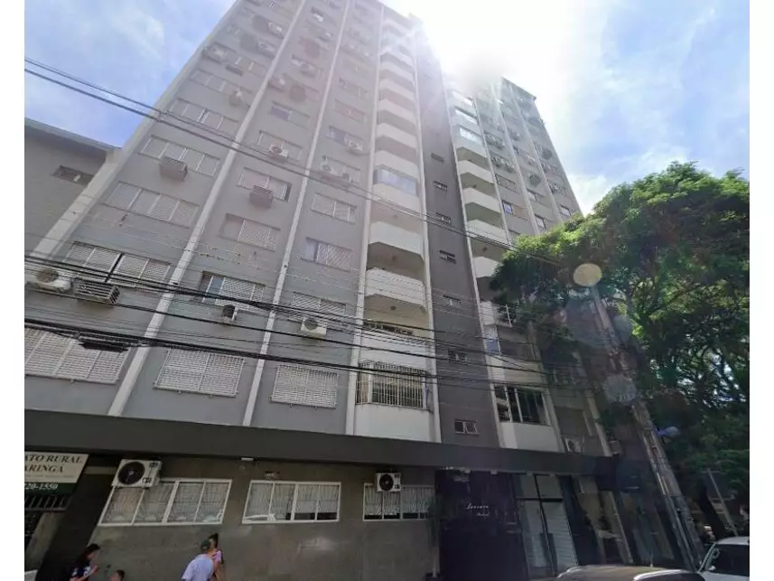 Apartamento Duplex com 2 Quartos e 2 Vagas em Leilão