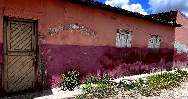 Casa com 3 quartos, 1 banheiro, 1 vaga, 70m² construída