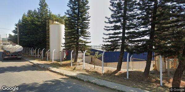 Galpão amplo com terreno de 3.400m² em Lavras/MG