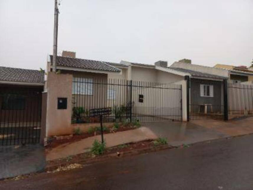 Casa em condomínio com 128m² de terreno e 69m² construída