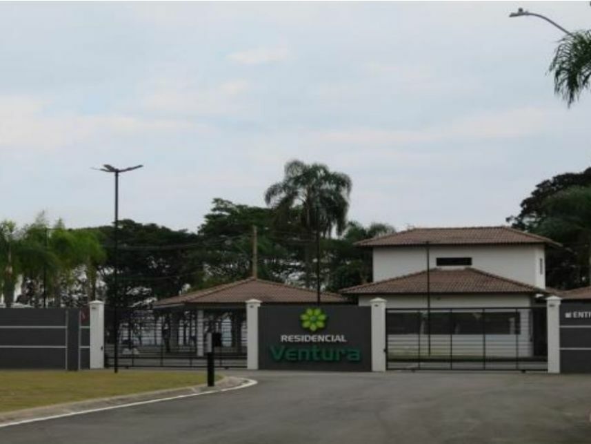 Terreno amplo 1000m² em condomínio, imóvel ocupado