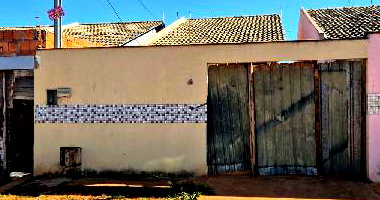 Casa com 2 quartos e 60,75 m²