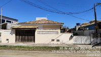 Casa aconchegante com 2 quartos, 3 banheiros e 74m² construídos