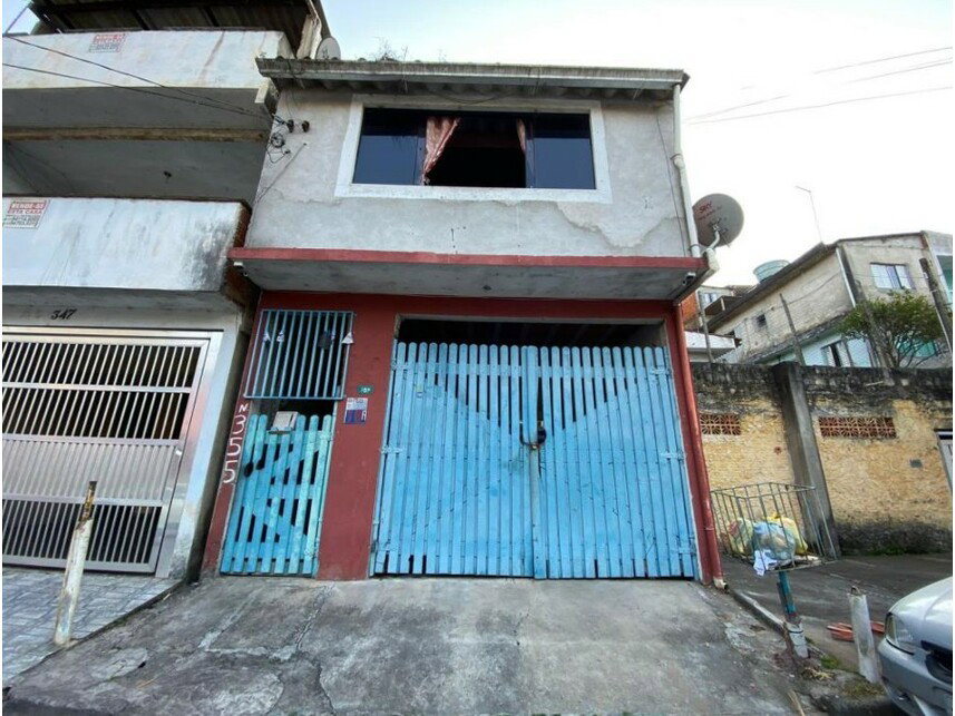 Imóvel Residencial com Sobrado e Edícula