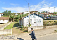 Terreno com 383,63m², edificado, ideal para investimento
