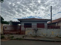 Casa em Jaguapitã com 3 quartos e 79m² de área construída
