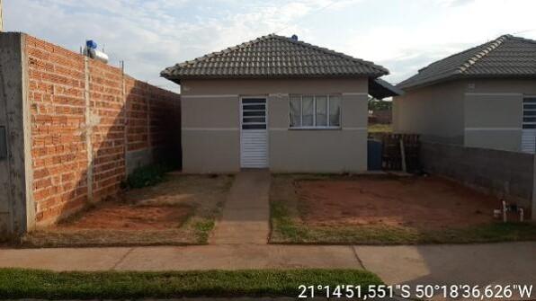 Casa com 2 quartos, 1 banheiro, 44,82m² área privativa, 1 vaga