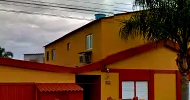 Casa em Leilão com 5 Quartos e 519m² de Área Construída