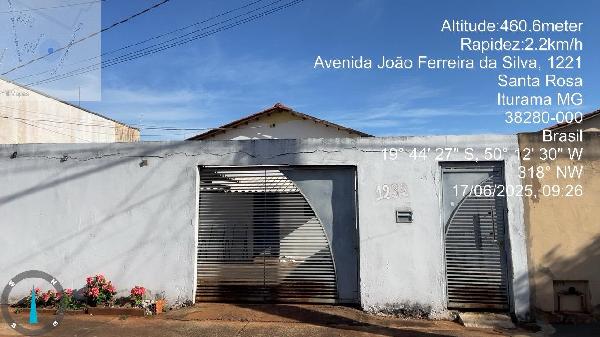 Casa com 2 quartos, 42,77m², área de serviço e cozinha