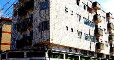 Apartamento 2 quartos, 2 banheiros, área privativa 73,65m², desocupado