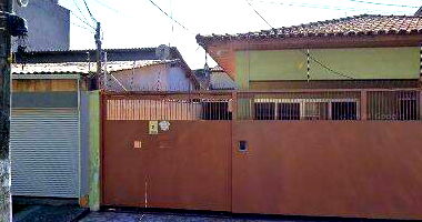 Edificação com piscina e área de lazer - 139,10m²
