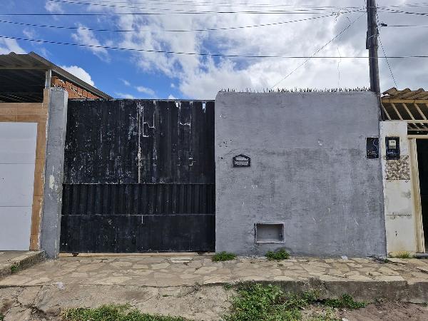 Casa com 2 quartos e 65,46m² de área total