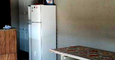 Casa com 3 quartos, 2 banheiros e 160m² construída, ocupada