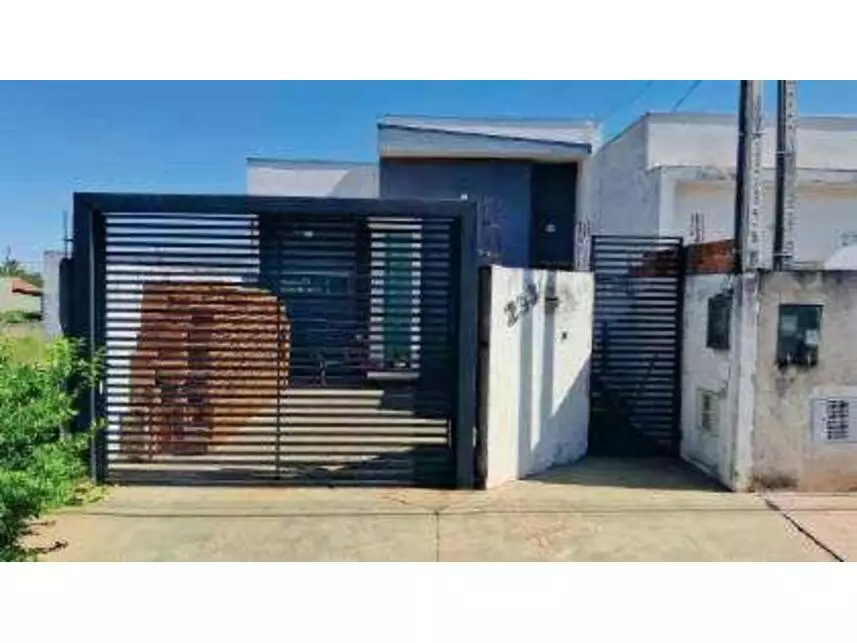 Casa em leilão com 2 quartos e 2 banheiros em Osvaldo Cruz/SP