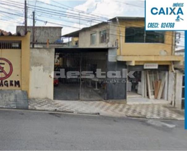 Casa com 2 quartos, 3 banheiros e 207,50 m²