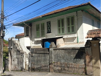 Prédios Comerciais em Santa Teresa com 2 Edificações