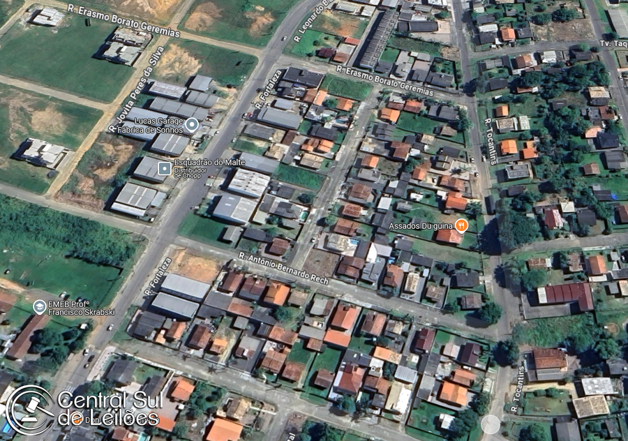 Frações de 50% de Terreno com Casa em Criciúma/SC
