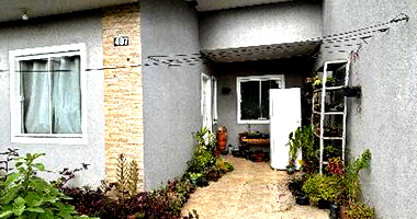 Casa em Ponta Grossa com 3 Quartos e 1 Banheiro