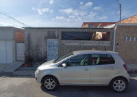 Casa com terreno de 141m² em Manaus, desocupada