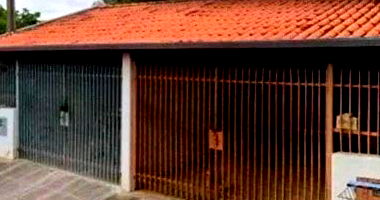 Casa 102 m² com terreno de 138,75 m², imóvel ocupado